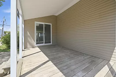 284 15th Street, West Babylon, NY 11704 - Photo 4
