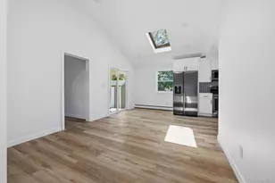 284 15th St, West Babylon, NY 11704 - Photo 10
