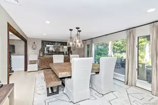 22 Stonehurst Ln, Dix Hills, NY 11746 - Photo 8