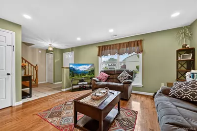 4 Strack Court, West Haverstraw, NY 10993 - Photo 8
