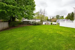 26 Crumwold Pl, Hyde Park, NY 12538 - Photo 26