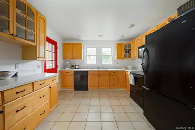 26 Crumwold Place, Hyde Park, NY 12538 - Photo 10