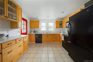 26 Crumwold Pl, Hyde Park, NY 12538 - Photo 10