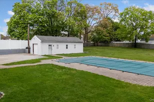 38 Wall St, Farmingdale, NY 11735 - Photo 30
