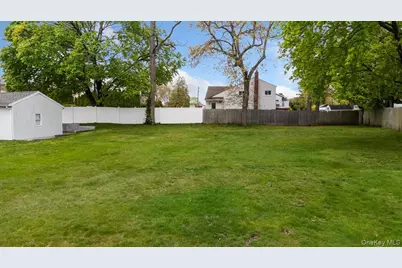 38 Wall Street, Farmingdale, NY 11735 - Photo 32