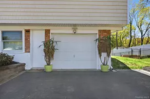 22 Fairway Dr, Port Jefferson Station, NY 11776 - Photo 8