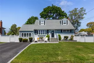 317 O'Connor Rd, North Babylon, NY 11703 - Photo 2