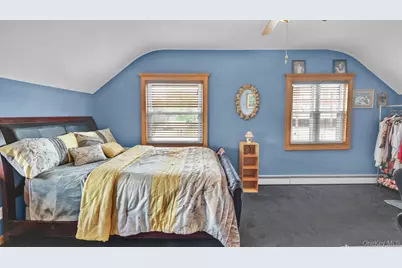 93 Grant Avenue, Farmingdale, NY 11735 - Photo 20