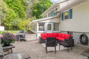 25 Mcallister Dr, Pleasant Valley, NY 12569 - Photo 18