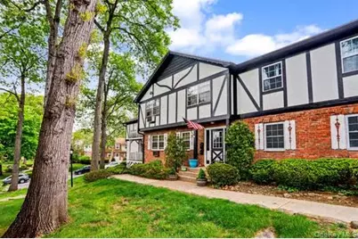 129 Parkside Drive, Suffern, NY 10901 - Photo 2
