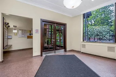 150-10 71st Avenue #2K, Kew Gardens, NY 11367 - Photo 4