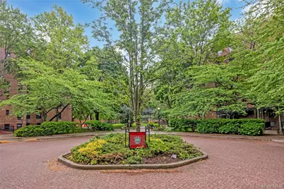 150-10 71st Avenue #2K, Kew Gardens, NY 11367 - Photo 2