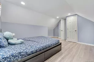 259 N Rutherford Ave, Massapequa, NY 11758 - Photo 14