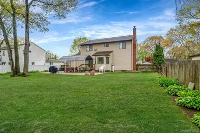 15 Brandywine Drive, Mastic, NY 11950 - Photo 32