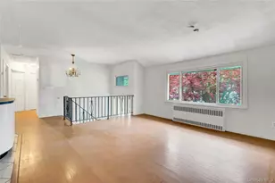 256 Vanderbilt Ave, Brentwood, NY 11717 - Photo 6