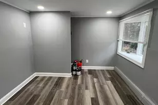 15 Beach Ave, Port Jefferson, NY 11776 - Photo 12