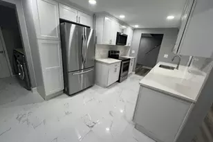 15 Beach Ave, Port Jefferson, NY 11776 - Photo 18