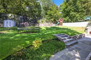 10 Loewen Ct, Rye, NY 10580 - Photo 32