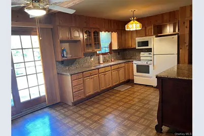27 W Tiana Road #A, Hampton Bays, NY 11946 - Photo 2