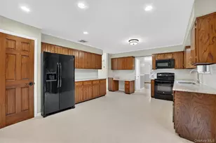 28 Lakeview, Yorktown Heights, NY 10598 - Photo 12