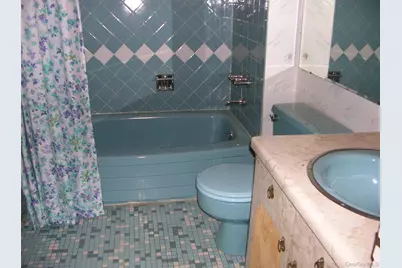 57-04 Cloverdale Boulevard, Oakland Gardens, NY 11364 - Photo 16