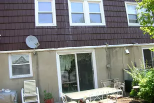 57-04 Cloverdale Blvd, Oakland Gardens, NY 11364 - Photo 22