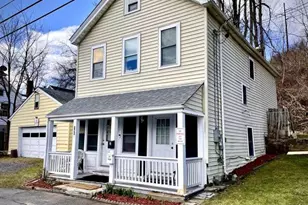 195 North St, Kingston, NY 12401 - Photo 10
