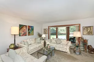 6 Fielding Ct, Dix Hills, NY 11746 - Photo 8