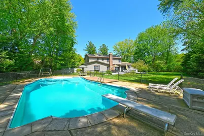 6 Fielding Court, Dix Hills, NY 11746 - Photo 38