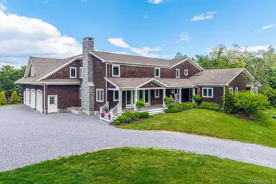 12950 Oregon Road, Cutchogue, NY 11935 - Photo 2