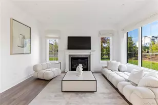 1 Sequoia Cir, Manhasset, NY 11030 - Photo 10