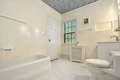 130 E Cedar Street, Fleetwood, NY 10552 - Photo 24