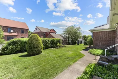 29 Teresa Avenue, Yonkers, NY 10704 - Photo 24
