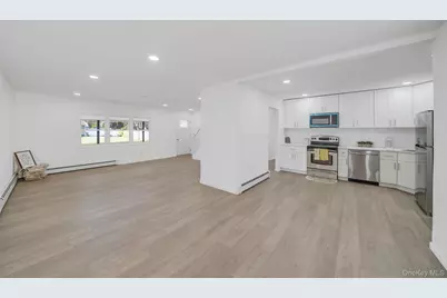 63 Rush Street, Port Jefferson, NY 11776 - Photo 6