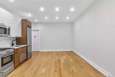 12 Crown Street #A5, Brooklyn, NY 11225 - Photo 4