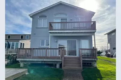 50 Island Parkway N, Island Park, NY 11558 - Photo 14