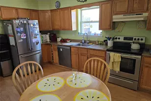 92 Hawthorne St, Mastic, NY 11950 - Photo 16