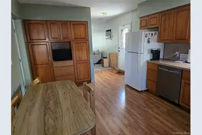 92 Hawthorne Street, Mastic, NY 11950 - Photo 36