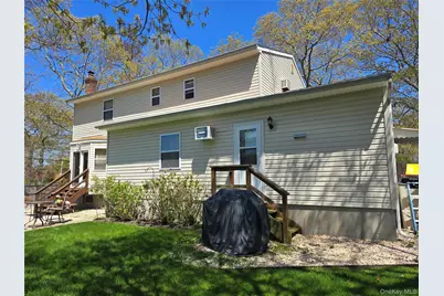 92 Hawthorne Street, Mastic, NY 11950 - Photo 4