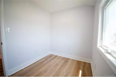 146 Beach Avenue, Bellmore, NY 11710 - Photo 28