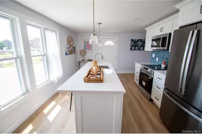146 Beach Avenue, Bellmore, NY 11710 - Photo 8