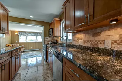 6 Virginia Lane, Bethpage, NY 11714 - Photo 10