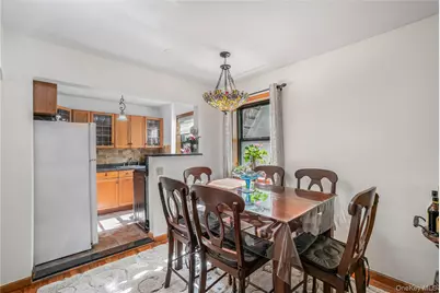 218-12 43rd Avenue #2E, Bayside, NY 11361 - Photo 4