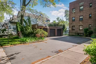 218-12 43rd Ave, Bayside, NY 11361 - Photo 18
