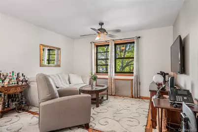 218-12 43rd Avenue #2E, Bayside, NY 11361 - Photo 6