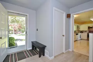 28 Argyle Pl, Briarcliff Manor, NY 10510 - Photo 2