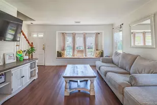 95 Wheeler Ave, Valley Stream, NY 11580 - Photo 4