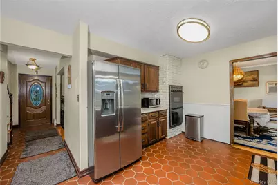 14 Leanore Drive, Farmingdale, NY 11735 - Photo 10