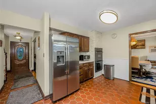 14 Leanore Dr, Farmingdale, NY 11735 - Photo 10