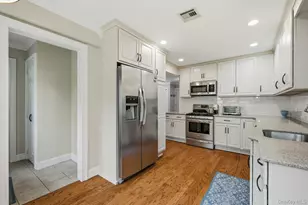 3 Tremont Ct, South Huntington, NY 11746 - Photo 14